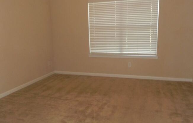 2 beds, 2 baths, 985 sqft, $1,305, Unit 1204