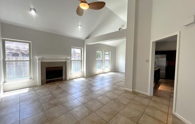 Wonderful 3-bedroom Home in Harris Branch