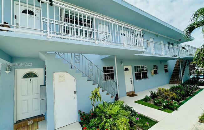 8000 TATUM WATERWAY DR