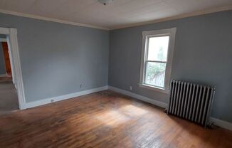 2 beds, 1 bath, $1,550