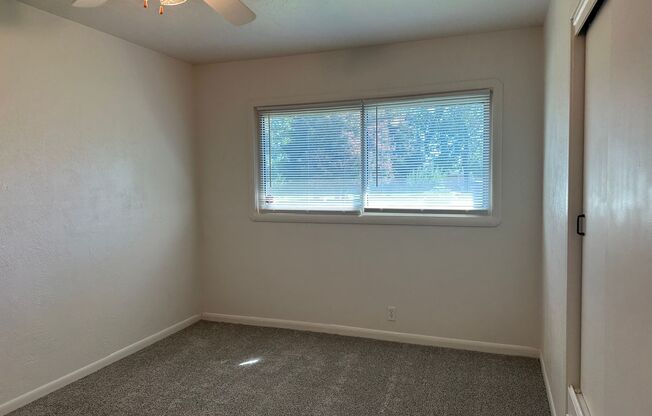 3 beds, 1 bath, $1,900