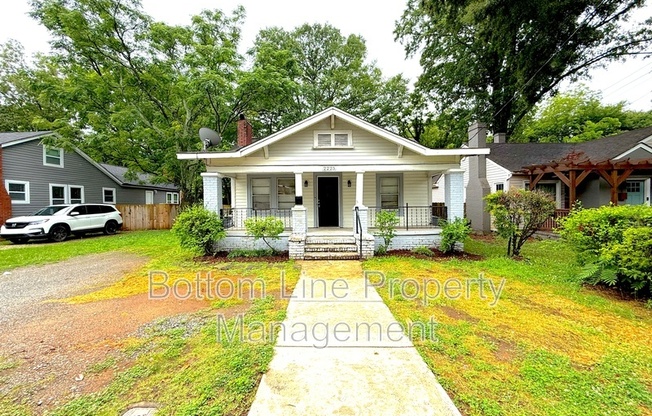 2225 CELIA AVE