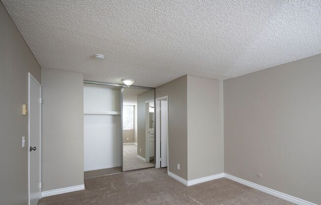 2 beds, 1.5 baths, 885 sqft, $2,295, Unit 030