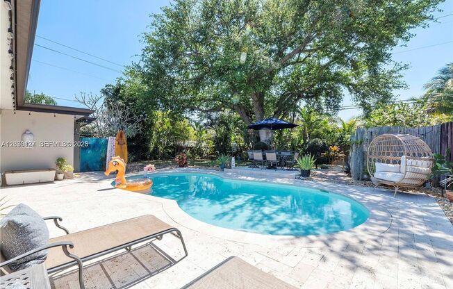 3700 W PARK RD HOLLYWOOD, FL 33021