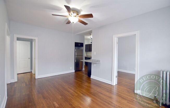 2 beds, 1 bath, 569 sqft, $2,250, Unit 6112-3W