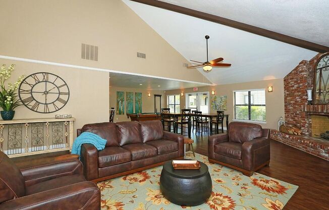 2 beds, 1 bath, 875 sqft, $1,590, Unit 445-265