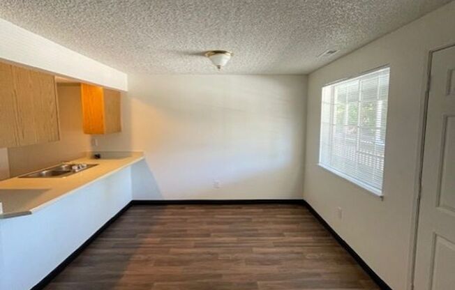 2 beds, 2 baths, 1,027 sqft, $1,450, Unit 86