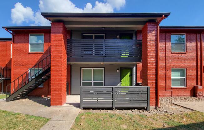 2 beds, 2 baths, 1,050 sqft, $1,229