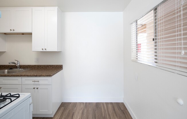 1 bed, 1 bath, $1,725, Unit 608-03