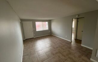 2 beds, 1 bath, 1,000 sqft, $1,350, Unit Wiens 528 - 1785