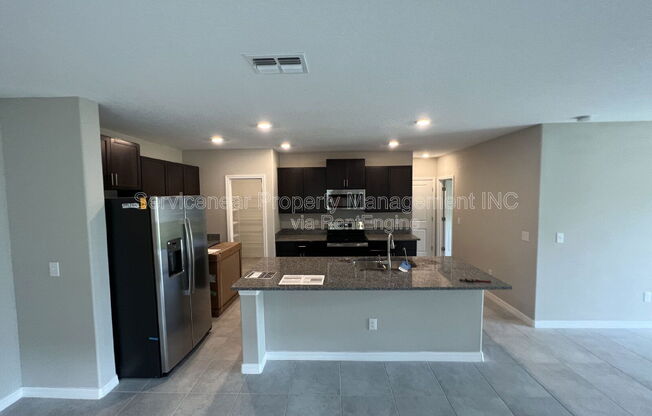 6 beds, 3 baths, 2,580 sqft, $2,545