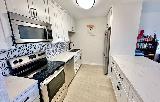 Beautiful condo in resort community