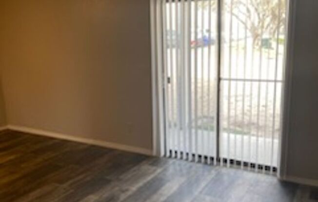 Studio, 1 bath, 520 sqft, $560, Unit 2604-101