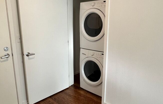 1 bed, 1 bath, 750 sqft, $2,395, Unit 1308-A