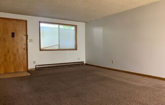 2 beds, 1 bath, $995, Unit #7