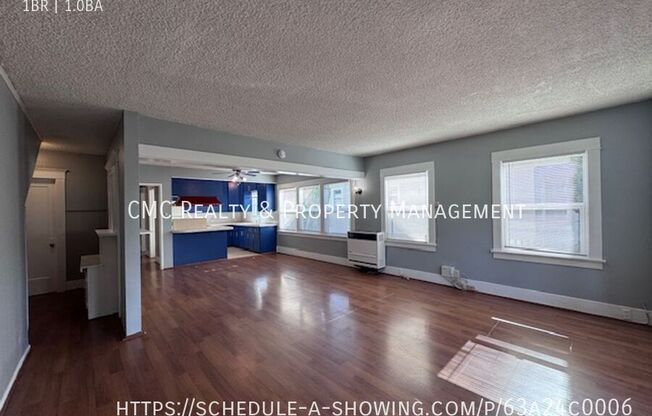 1237 E 2 ST