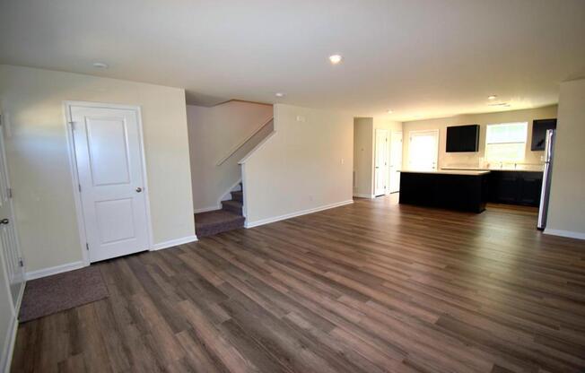 5118 TINKER FLD RD