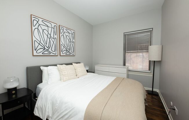 2 beds, 1 bath, 719 sqft, $3,195, Unit 835-1B
