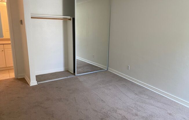 1 bed, 1 bath, $2,300, Unit # 241