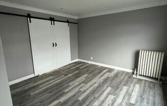 2 beds, 1 bath, $1,350, Unit Unit 2 (Upper)