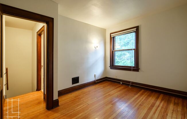 2 beds, 1 bath, $1,285, Unit 441 Alden Ave