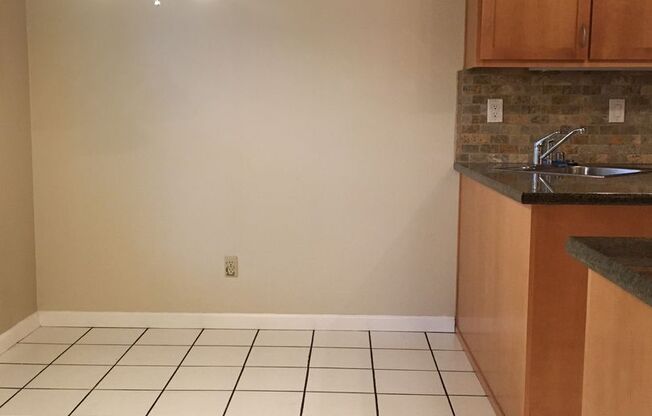 Charming 2 Bed 2 Bath Condo in Downtown San Jose! Ready for move in NOW!