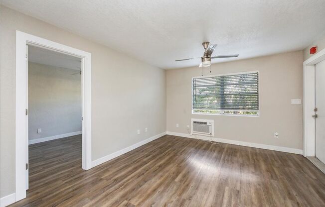 2 beds, 1 bath, 634 sqft, $1,999, Unit 330-06