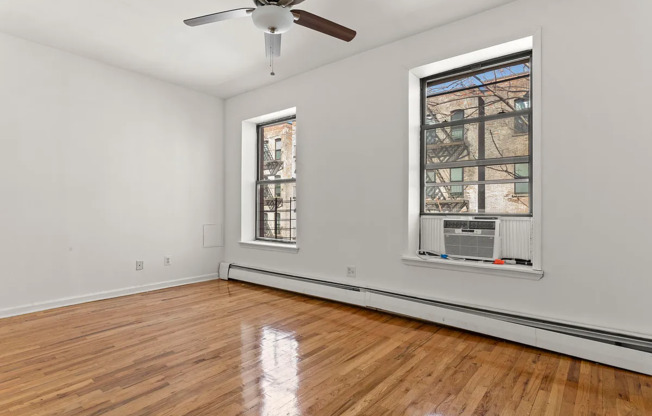 259 W 113 ST