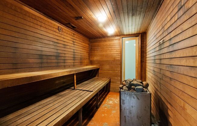 2 beds, 2 baths, 1,060 sqft, $2,695, Unit 3520 - 206