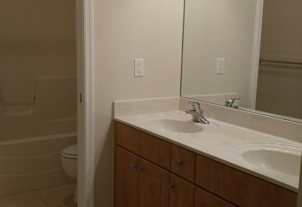 607 SE 13th Pl