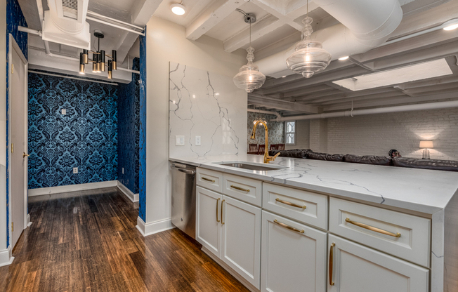 32 Peachtree Street NW