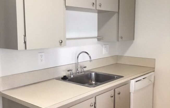 1 bed, 1 bath, 788 sqft, $1,400, Unit 404