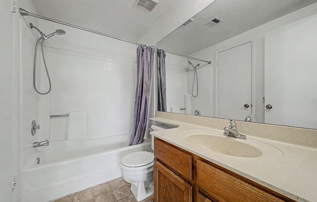 1 bed, 1 bath, $1,175, Unit Unit 1019