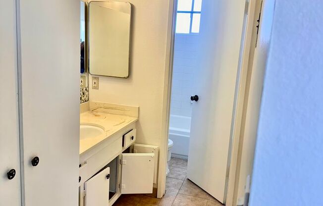 Studio, 1 bath, $1,495