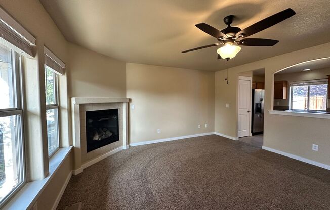 Remodeled 3 Bedroom / 2.5 Bathroom Home Southwest Redmond