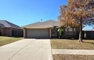 Celebrate the New Year in Style: Gorgeous Home Available in Yukon, OK!