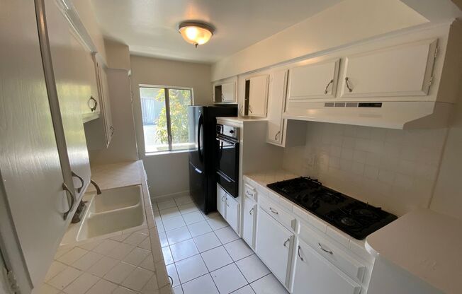 1 bed, 1 bath, $2,099