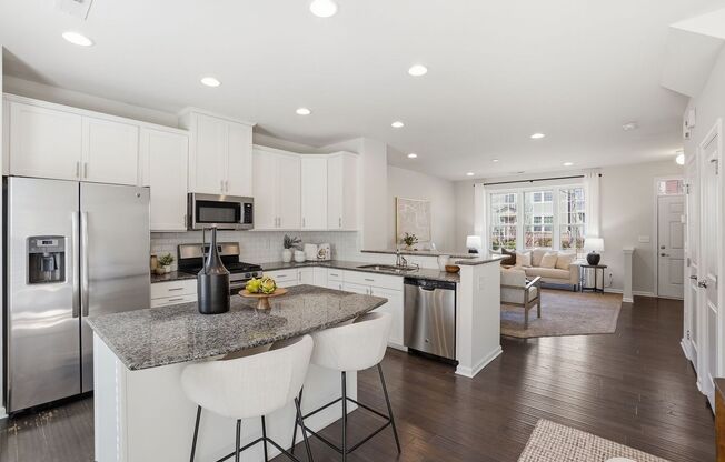 3 Bed/2.5 Bath Townhouse for RENT!