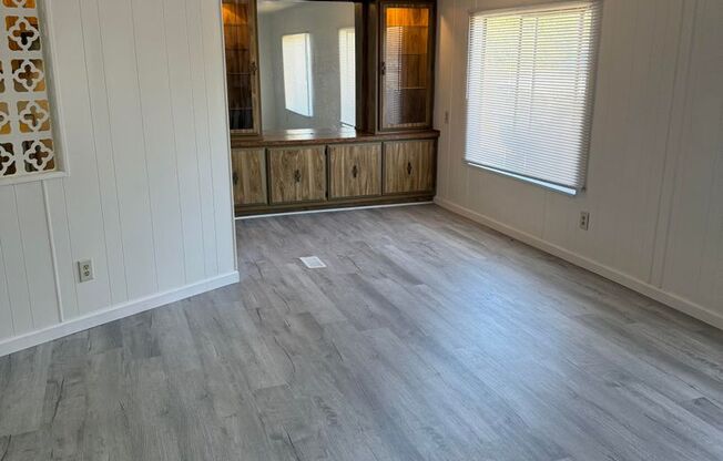 3 bedroom 2 bath home in quiet neighborhood