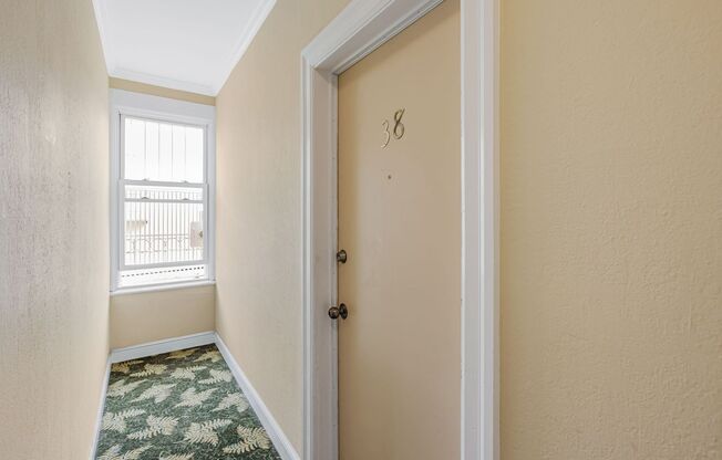 435 Hayes Street Apartments*