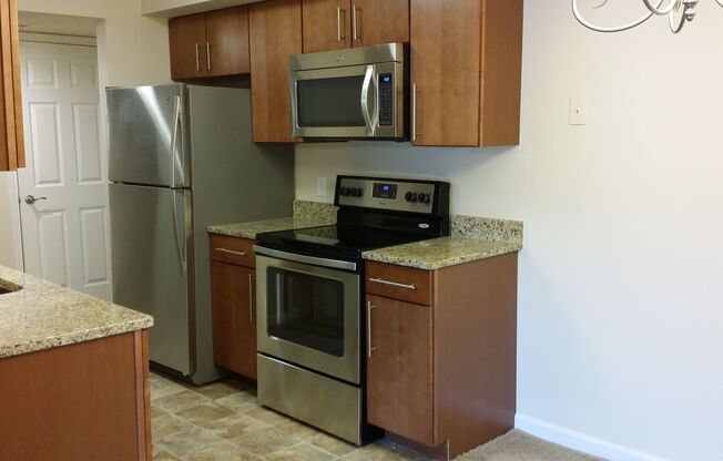 1 bed, 1 bath, 750 sqft, $1,012, Unit 301