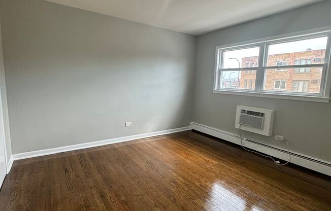 1 bed, 1 bath, $1,000, Unit 25