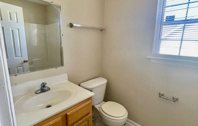 3 beds, 2 baths, $1,550