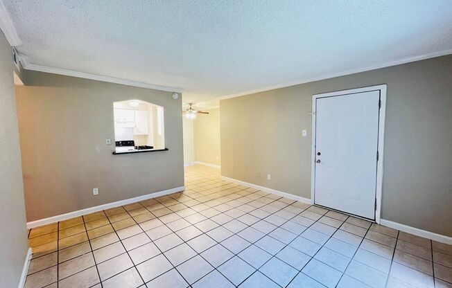 2 beds, 1 bath, 849 sqft, $1,300, Unit 2-144