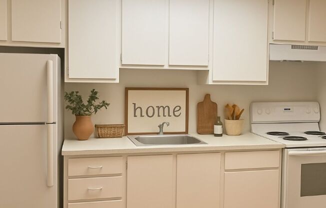 1 bed, 1 bath, 576 sqft, $1,049, Unit 1308