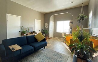 1441 PLEASANT AVE