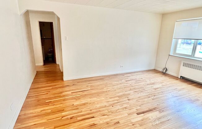 1 bed, 1 bath, 640 sqft, $1,095