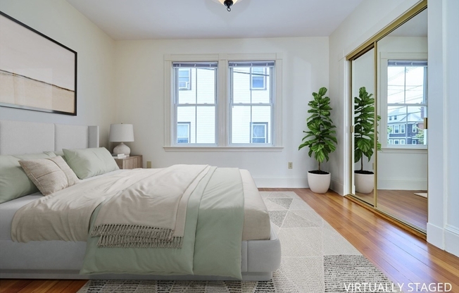 133 RUSSELL ST