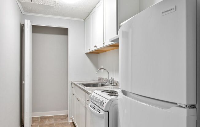 SUMMER REDUCED RENT - Independence Village