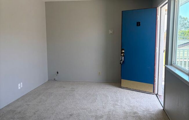 Updated, 1st Floor, 3 Bedroom/2 Bath Home with Granite